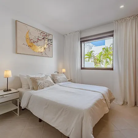 Adeje Paradise Family *