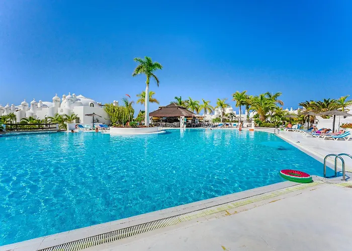 Adeje Paradise Family *